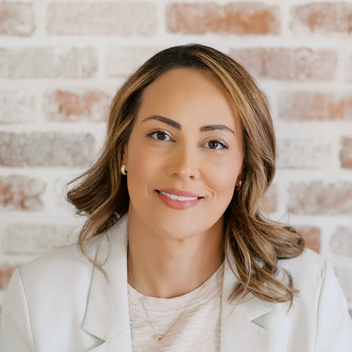 Pam Basinger — bilingual therapist at Lotus Rose Counseling